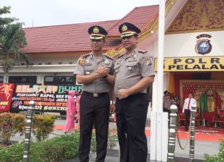 Pisah Sambut Kapolres Pelalawan AKBP. Kaswandi Irwandi Dengan AKBP M. Hasyim Risahondua Menjabat Kapolres Baru