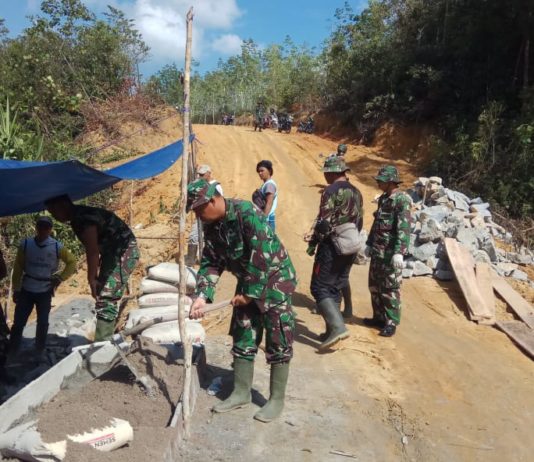 Hari Ke-5 TMMD 106 Kodim 0414/Blt Pembuatan Talud Jalan Mencapai 30 Persen