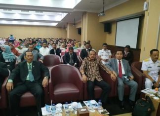 Bupati Hamid Rizal, Hadiri Wisuda STIKES Tanjungpinang