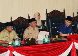 Akhyar Hadiri Paripurna DPRD Medan, Mari Curahkan Tenaga & Pemikiran Untuk Kepentingan Masyarakat
