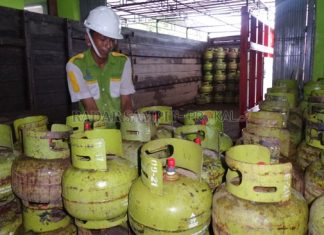 Ulah Oknum Pangkalan Gas Elfiji Warga Pelalawan Riau Tidak Dapat Gas Elfiji Subsidi