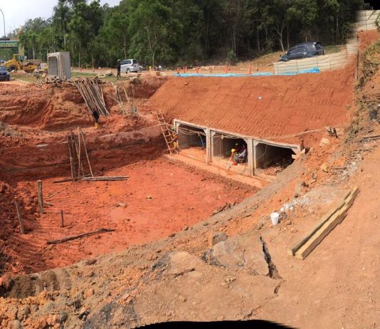 Progres Perbaikan Jalan Pelintas Masuk Bandara Hang Nadim Sudah 40%