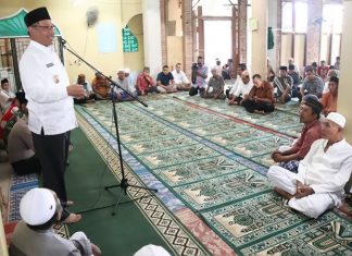 Akhyar Ajak Jamaah Masjid Ikhlasiyah Bikin Cantik Medan