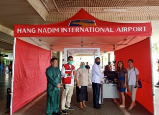 International Business Association Serahkan Bantuan Alat Pemindai Suhu Tubuh untuk Bandara Hang Nadim Batam