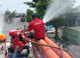 Tim Gugus Tugas Covid-19 Kota Medan Semprot Disinfektan Di TPA Terjun