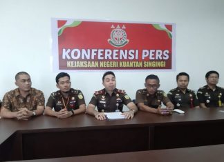 Plt Sekda Kabupaten Kuansing Riau Diusut Kasi Pidana Kejari Kuansing