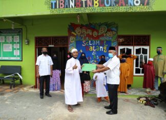 Berkah Ramadhan, BP Batam Serahkan Santunan kepada Anak Yatim dan Kaum Dhuafa