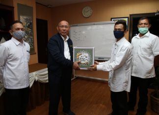 BP Batam Berikan Bingkisan Ramadhan ke Pegawai Outsourcing dan Tenaga Cleaning Service