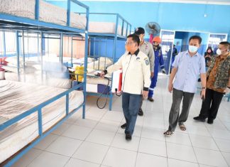 CEGAH COVID-19, PEMPROV SEMPROT DISINFEKTAN DI RUMAH PENAMPUNGAN WNI