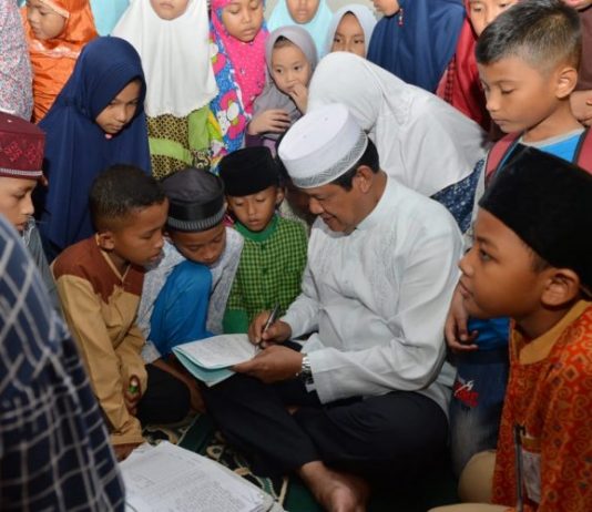 Isdianto Ajak Anak Disiplin dan Bersabar