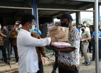Pendistribusian 19.729 Bantuan Paket Sembako BP Batam Diawali di Kecamatan Lubuk Baja