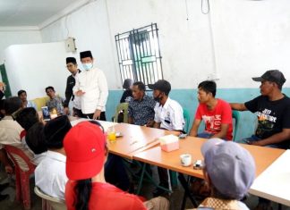 Isdianto Bersilaturahmi dengan Para Nelayan di Bintan