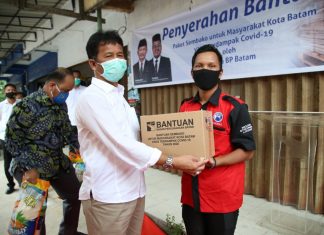 BP Batam Serahkan Bantuan Sembako di Kecamatan Sagulung