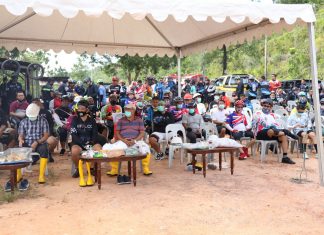 Asyiknya Berolahraga dan Menanam Pohon Bersama BP Batam