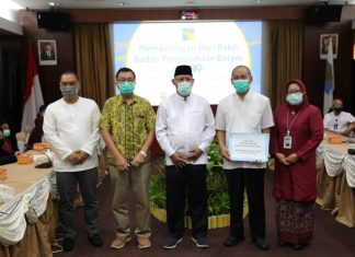 BP Batam Santuni Anak Yatim Pegawai dan Purnabakti yang Sakit