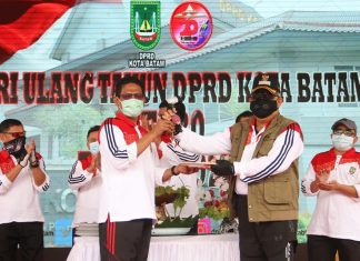 Pjs Wali Kota Batam Hadiri Puncak Peringan HUT ke-20 DPRD Kota Batam