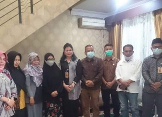 Sejumlah Anggota DPRD Kota Batam , silaturahmi Ke kediaman Alm Jeffry Simanjuntak