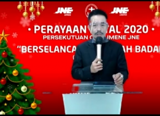 Semarak Natal 2020 di JNE