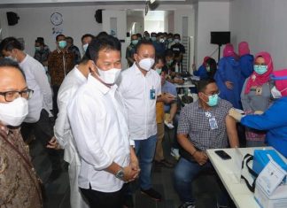 3.977 Pegawai Bank di Batam Divaksin Covid-19