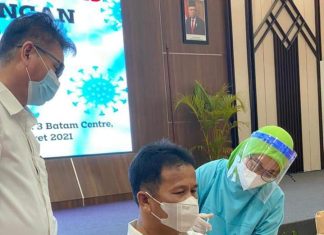 Kepala BP Batam Muhammad Rudi Mengucap Syukur ,Akhirnya dirinya dapat di Vaksim