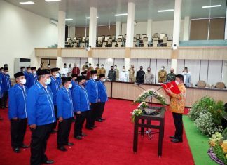 Kukuhkan APRI Sumsel, HD Dinobatkan Jadi Bapak Penghulu Indonesia