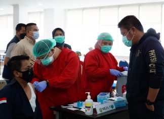 Gubernur Sumsel Meninjau Pelaksanaan Vaksinasi untuk Wartawan