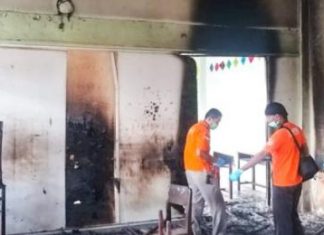Ruangan Kelas Sekolah Madrasah Tsanawiyah di Tanjung Morawa Terbakar
