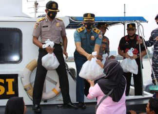 Ramadhan Penuh Berkah , Peserta Sespimti Dikreg 30 TA 2021 dan Dit Polairud Polda Sumut Bagikan 500 Paket Sembako
