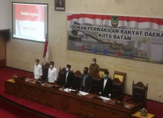 Gelar Paripurna Laporan Pansus Pembahasan LKPJ Walikota Batam Akhir TA 2020