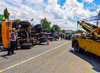 Pengemudi Melarikan Diri Setelah Truk trailler Terbalik di Jalinsum Tanjung Morawa