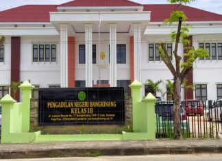 Majelis Hakim Pengadilan Negeri Bangkinang Meminta Kasus Yang Di Laporkan Ke MA Agar Pelapor Menandatangani Surat Klarifikasi