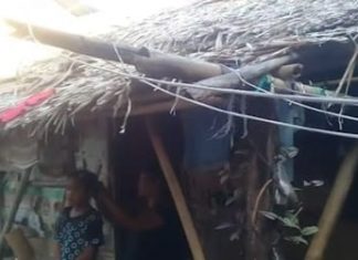 27 Tahun Tinggal diRumah Beratap Rumbiah dan Dinding Tepas