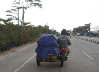 Wow Luarbiasa Pangkalan Gas LPG 3 Kilo.nomor registrasi 128291737838040 Tantang Wartawan Laporkan saja Tutup Gak Masalah