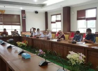 Kesal Seorang Buruh Korban PHK, Mengadu ke DPRD Batam