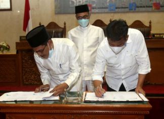 Rapat Paripurna, Tentang Pajak Daerah dan Retribusi Daerah Kota Batam