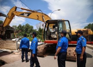 Buka Akses Jalan, Tim Terpadu Tertibkan ROW 30 M Jalan Industri Tanjung Uncang
