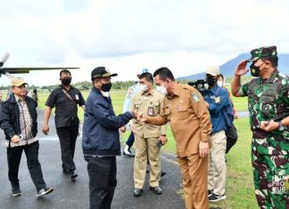 Gubernur Kepri H.Ansar Menyambut kehadiran Menkopolhukam dan Mendagri di Natuna