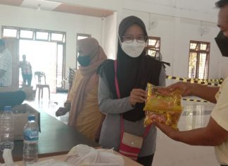 Operasi Pasar Minyak Goreng, PT Musim Mas dan Pemkab Pelalawan Salurkan 72 Ton Minyak Goreng
