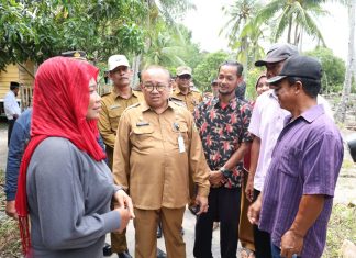 Pemkab Karimun Salurkan Bantuan Kepada Korban Puting Beliung di Kecamatan Sugi Besar