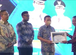 PT PLN Batam Raih Peringkat 1 Wajib Pajak Taat Pajak Kategori PPJU