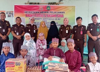 Memperingati Hari Bhakti Adhyaksa Dan HUT IAD Ke 22 Kejaksaan Negeri Pelalawan Mengadakan Kegiatan Donor Darah