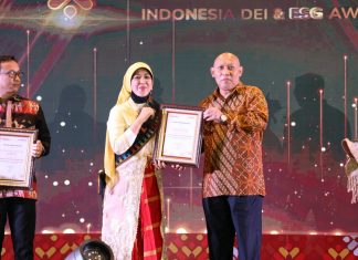 Gencar Informasikan Progress Pembangunan Batam, Kepala BP Batam Raih Anugerah