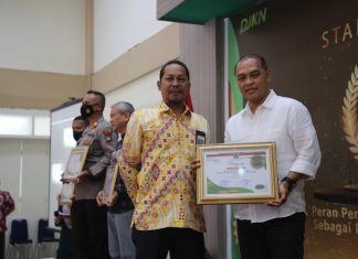 BP Batam Terima 4 Penghargaan Stakeholders Award KPKNL 2022