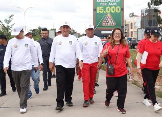Gubernur Lepas Jalan Sehat Sempena Bulan K3 Nasional Provinsi Kepri