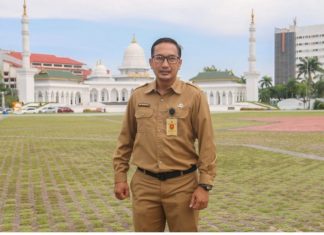 Azril Kepala Diskominfo melakukan Upgrade sistem System dan Platfrom Berbasis Digital Tahun 2023