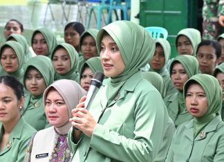 Dibalik Pemberangkatan Tugas Pasukan 527/BY, Ternyata Ada Sosok Wanita-Wanita TegarDibalik Pemberangkatan Tugas Pasukan 527/BY, Ternyata Ada Sosok Wanita-Wanita Tegar