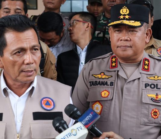 Gubernur Kepri Ansar Ahmad Bersama Kepala BNPB RI Sampai di Ranai, Natuna