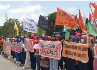 Unjuk rasa Serikat pekerja ke kantor DPRD Kota Batam
