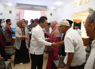 Serahkan Berbagai Bantuan di Lingga, Ansar Ingin Semua Jenis Bantuan Masyarakat Terdistribusikan Sebelum Lebaran