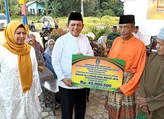 Safari Ramadhan di Desa Mekar Jaya, Gubernur Ansar Akan Prioritaskan Pembangunan Jalan